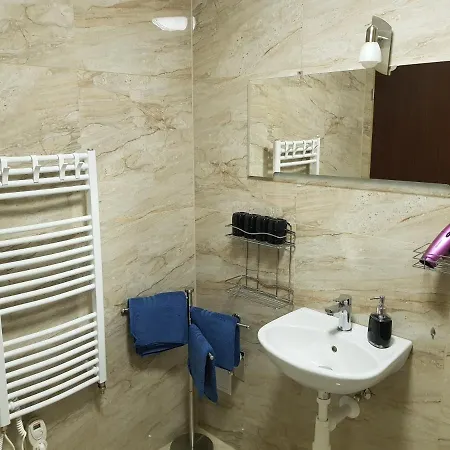 Appartement S Vinnym Sklepem Viktorie